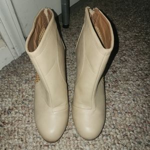 Qupid booties sz 6